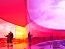 I Århus kan du också besöka konstmuseet ARoS med den nya läckra regnbågstunneln på toppen