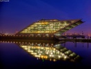 Moderne arkitektur på havnen i Hamburg