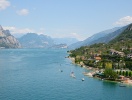 Se fram emot en semester vid Gardasjön - här utsikt från den gamla borgen i Malcesine