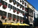 Innsbrucks största sevärdhet är Das Goldenes Dachl med sina nästan tretusen guldbelagda takplattor