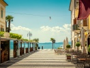 Strandpromenaden i Lazise er et smukt syn