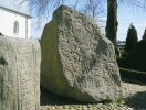 I kan desuden besøge en anden nærliggende seværdighed på UNESCOs liste: Jelling-monumenterne