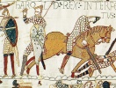 På Musée de la Tapisserie kan I få genfortalt historien om Slaget ved Hastings på dette 70 meter lange tæppe