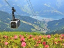 Sväva med linbanan upp i höjden över Zell am See-Kaprun och få de mest praktfulla panoramavyerna