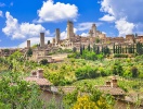 San Gimignano er berømt for sin arkitektur og især sine 14 tårne