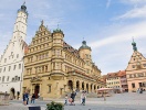 Upplev Marktplatz i centrum av Rothenburg ob der Tauber
