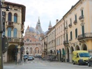 Grannstaden Padova bjuder på fin arkitektur - här Basilica di Sant'Antonio från 1200-talet