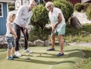 TanumStrand har massor av aktiviteter för alla åldrar - som minigolf