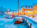 Om vinteren er det til gengæld det hyggelige julemarked i Husum, der trækker mange mennesker til byen
