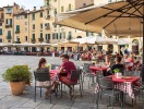 Piazza dell' Anfiteatro i Lucca er et stemningsfuld torv