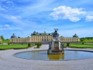 Det är en särskild upplevelse att se det pampiga och världsarvslistade Drottningholms slott på nära håll