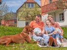 Tilbage på resortet skal I nyde at holde fri - for både morgen- og aftensmad serveres for jer