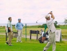 I kan også nyde naturen på Læsø Seaside Golfklub, som har en helårsbane
