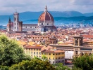 Domkirken i Firenze, som troner over byens tage