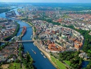 Gör en utflykt till storstaden Bremen (32 km) - ett perfekt utflyktsmål från din semesterbas
