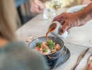Restaurant Deichperle står for maden, der er lavet af gode, lokale råvarer fra Ditmarsken