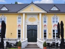 Kun 5 km fra hotellet ligger det smukke renæssanceslot Köhlmoor