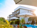 Välkommen till det romantiska Hotel Riva del Sole vid Gardasjön!