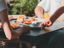 Njut av de inkluderade middagarna i hotellets restaurang