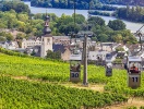 I kan tag Seilbahn Rüdesheim op til Niederwald-monumentet, som venter med spektakulær udsigt over floden
