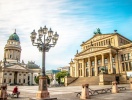 Den vackra 1700-talskyrkan Französischer Dom i Berlin ligger på Gendarmenmarkt