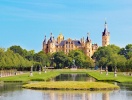 Schwerin Slot, eller Torneroseslottet, er uden tvivl en af Nordtysklands største turistattraktioner