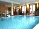 Hotellet har blandt andet en lækker indendørs swimmingpool