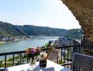 Hotel Schloss Rheinfels har en pragtfuld udsigt over floden Rhins glitrende vand