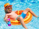 Har I børnene med på en familiesommerferie i Alperne, bliver poolen et oplagt hit!