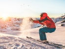 Uanset om I er til ski eller snowboard, kan I hoppe på den gratis skibus fra hotellet til pisterne