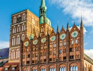 I Stralsund er det gamle rådhus på markedstorvet og de maritime museer højdepunkter