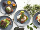 Kroen har også en moderne restaurant, hvor I skal glæde jer til at spise hver aften på jeres kroophold