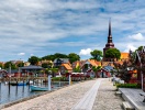 Nära värdshuset ligger Nysted Havn - en mysig plats som är värd att besöka året runt