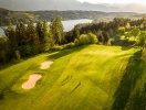 Spil golf ved søen med panoramaudsigt over bjerge og vand ved GC Millstätter See
