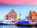Besøg Wismars havn, der summer af liv og maritime oplevelser