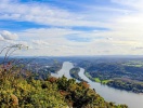 Från toppen av Drachenfels har du en hisnande utsikt 320 meter över Rhen