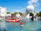 Nöjesparken Legoland har mängder av åkattraktioner för stora och små