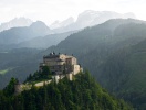 Utforska den pampiga medeltidsborgen Burg Hohenwerfen