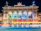 Wien är trots allt musikens stad, och skiftande världsstjärnor besöker ofta Wiener Staatsoper