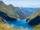 De imponerande dammarna vid Mooserboden ligger bara 11 km från ditt hotell