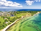 Ostseebad Göhren är en klassisk badort belägen på en udde på öns sydöstra kust