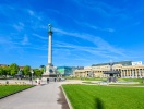 Ta också en tur till storstaden Stuttgart, som ligger mindre än en timmes bilresa bort