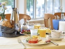 Du börjar varje dag med en god och rejäl frukostbuffé på hotellet - sedan är du redo för dagens utflykter
