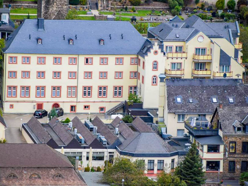 schloss hotel petry