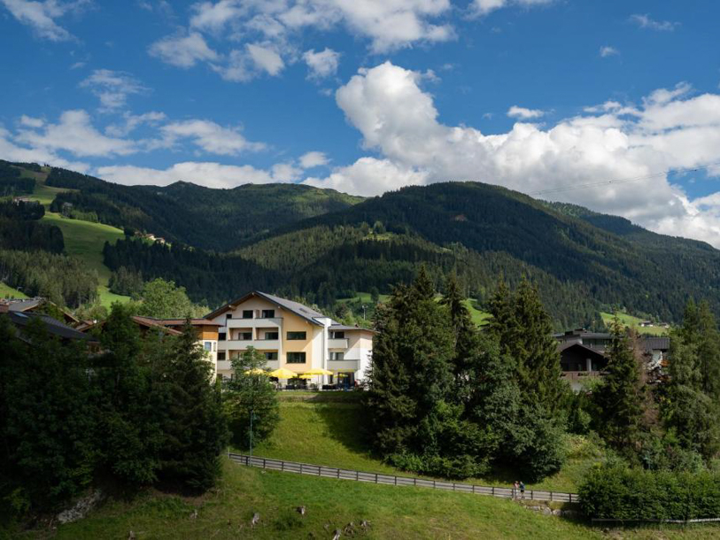 Wander- & Familienhotel Erika