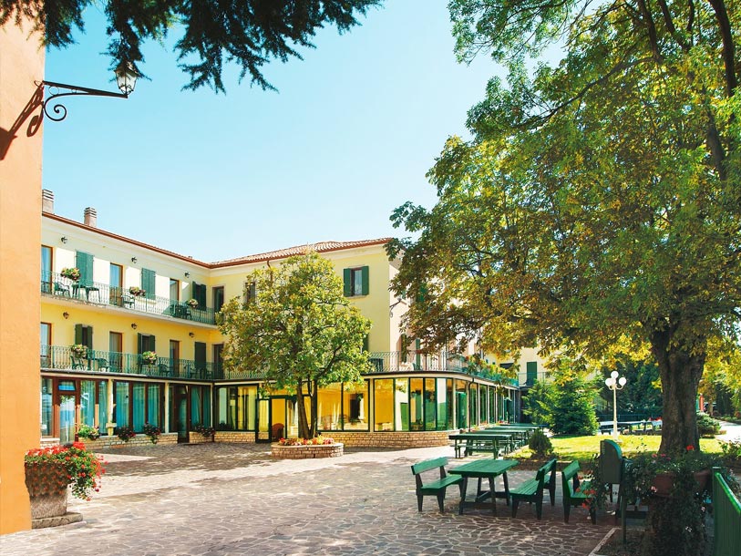 Park Hotel Jolanda