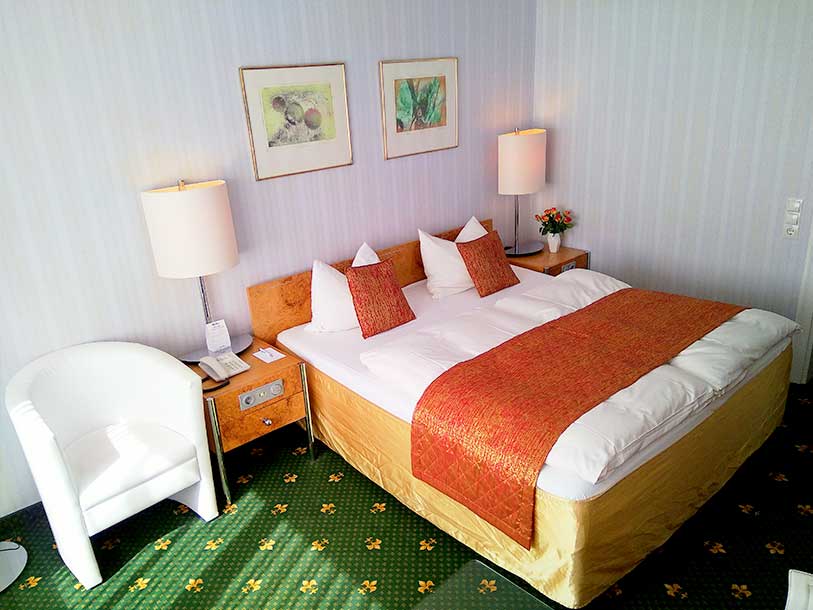 Alexa Hotel