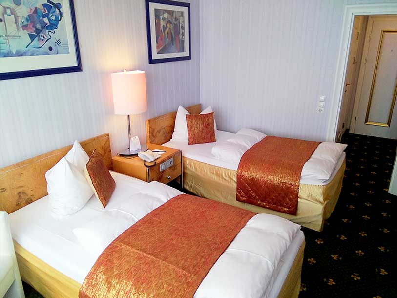 Alexa Hotel