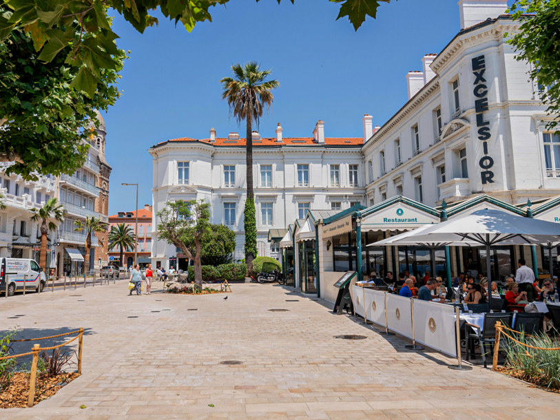 Hotel Excelsior