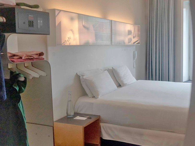 Hotel Gat Point Charlie